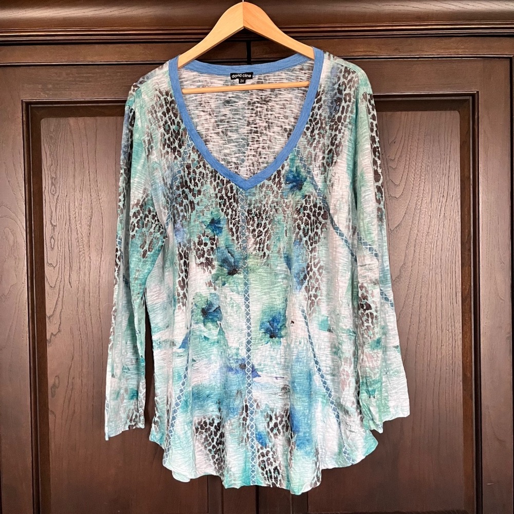 DAVID CLINE "Turq" Lightweight Top Womens Plus Size 2X Blingy Animal Print Artsy